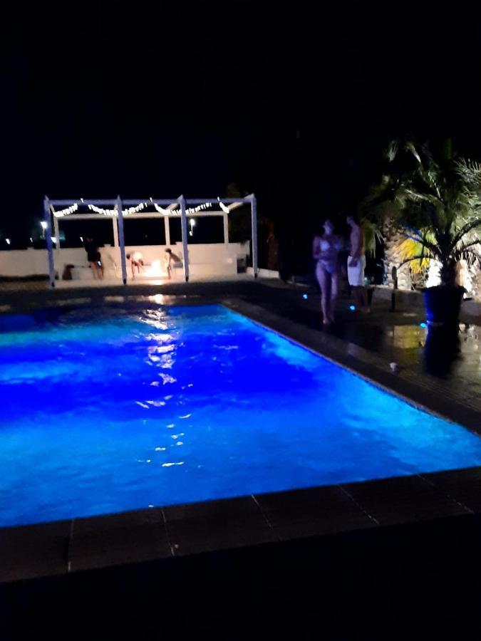 The Pervoli Studio - Pool - Close To Beach Larnaca Bagian luar foto